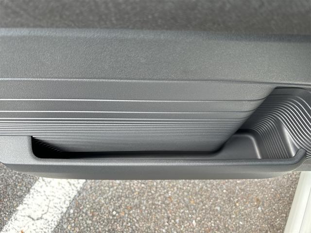 Ｎ－ＢＯＸカスタム ベースグレード　バックカメラ　フロントカメラ　両側スライド・片側電動　クリアランスソナー　オートクルーズコントロール　レーンアシスト　オートライト　スマートキー　アイドリングストップ　電動格納ミラー　シートヒーター（58枚目）