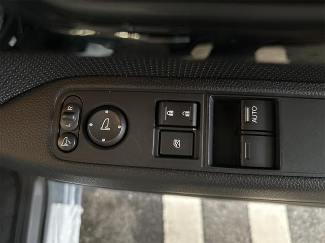 Ｎ－ＶＡＮ ファン　ＣＶＴ　衝突被害軽減システム　クリアランスソナー　オートクルーズコントロール　レーンアシスト　バックカメラ　両側スライドドア　スマートキー　アイドリングストップ　電動格納ミラー　オートライト（8枚目）