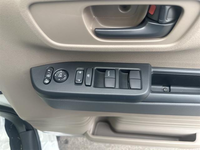 Ｎ－ＢＯＸジョイ ベースグレード　バックカメラ　両側スライド・片側電動　クリアランスソナー　オートクルーズコントロール　レーンアシスト　衝突被害軽減システム　オートライト　ＬＥＤヘッドランプ　スマートキー　アイドリングストップ（30枚目）