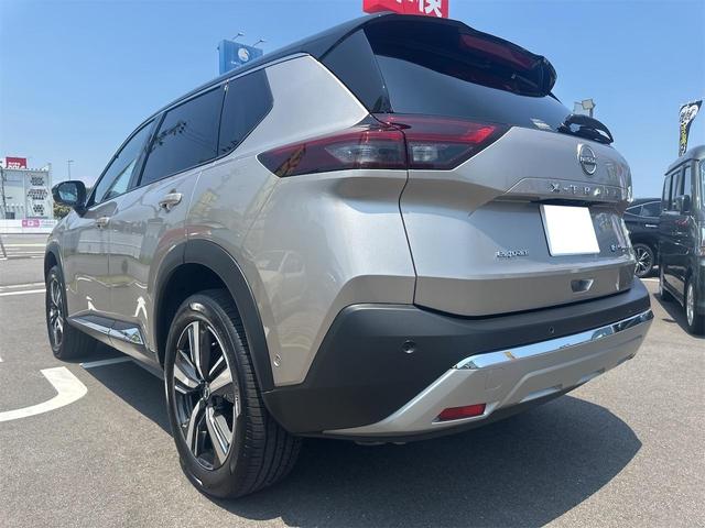 エクストレイル Ｇ　ｅ－４ＯＲＣＥ　４ＷＤ　全周囲カメラ　クリアランスソナー　オートクルーズコントロール　パワーシート　自動駐車システム　衝突被害軽減システム　ナビ　ＴＶ　オートマチックハイビーム　オートライト　ＬＥＤヘッドランプ（18枚目）
