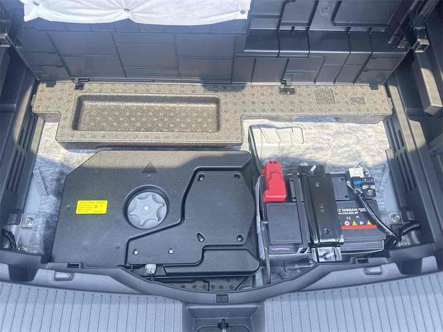 エクストレイル Ｇ　ｅ－４ＯＲＣＥ　４ＷＤ　全周囲カメラ　クリアランスソナー　オートクルーズコントロール　パワーシート　自動駐車システム　衝突被害軽減システム　ナビ　ＴＶ　オートマチックハイビーム　オートライト　ＬＥＤヘッドランプ（23枚目）