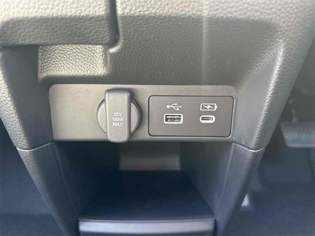 ステップワゴン ｅＨＥＶスパーダプレミアムラインブラックエディション　バックカメラ　フロントカメラ　クリアランスソナー　オートクルーズコントロール　レーンアシスト　衝突被害軽減システム　両側電動スライドドア　オートライト　ＬＥＤヘッドランプ　スマートキー　電動格納ミラー（59枚目）