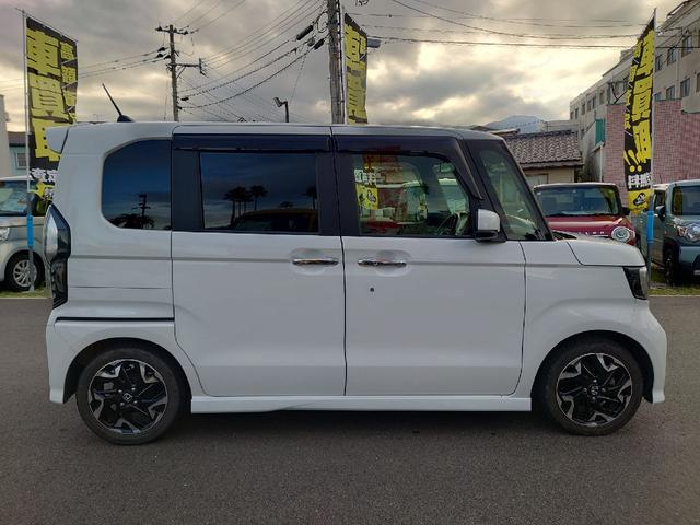 Ｎ－ＢＯＸカスタム Ｇ・Ｌターボホンダセンシング　ドライブレコーダー　ＥＴＣ　バックカメラ　両側電動スライドドア　ナビ　ＴＶ　オートクルーズコントロール　レーンアシスト　衝突被害軽減システム　オートライト　ＬＥＤヘッドランプ　スマートキー（15枚目）