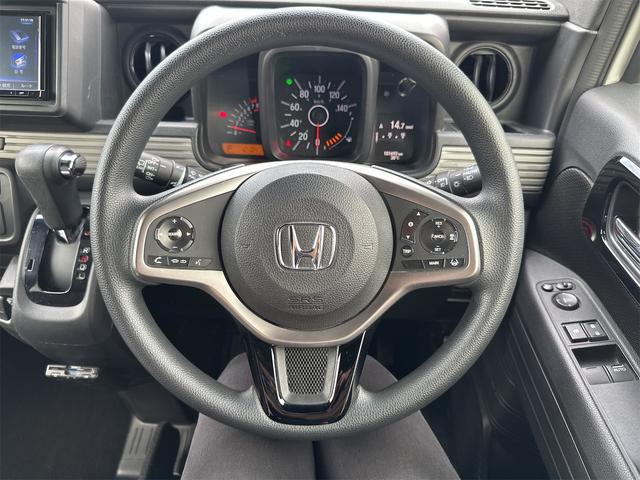 Ｎ－ＶＡＮ＋スタイル ファン・ターボホンダセンシング　ＣＶＴ　衝突被害軽減システム　クリアランスソナー　オートクルーズコントロール　レーンアシスト　ドライブレコーダー　ＥＴＣ　ナビ　ＴＶ　バックカメラ　両側スライドドア　スマートキー（3枚目）