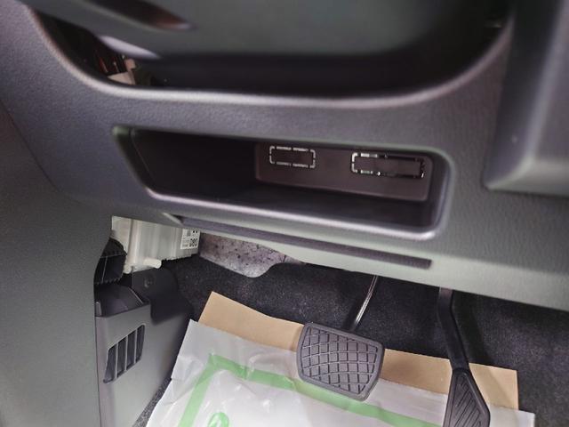 ムーヴ Ｇ　両側スライド・片側電動　クリアランスソナー　レーンアシスト　衝突被害軽減システム　オートライト　ＬＥＤヘッドランプ　スマートキー　アイドリングストップ　電動格納ミラー　ベンチシート　ＣＶＴ（9枚目）