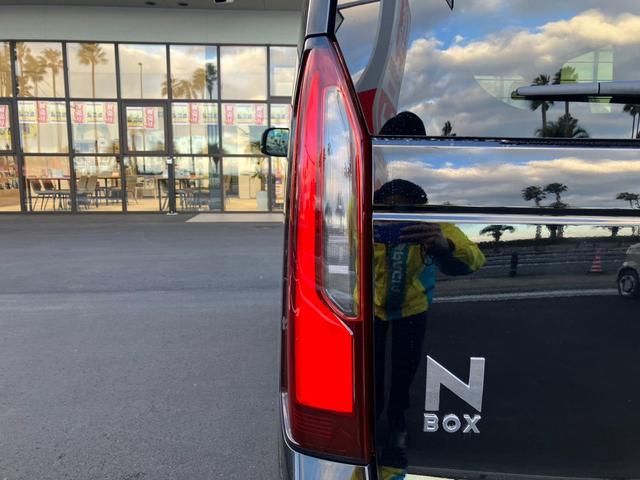 Ｎ－ＢＯＸ ベースグレード　両側スライド・片側電動　クリアランスソナー　オートクルーズコントロール　レーンアシスト　衝突被害軽減システム　オートライト　ＬＥＤヘッドランプ　スマートキー　アイドリングストップ　電動格納ミラー（20枚目）