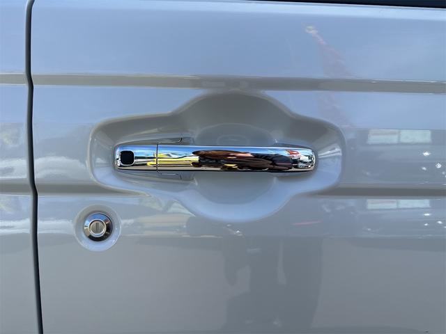 スペーシアカスタム ハイブリッドＸＳターボ　両側電動スライドドア　クリアランスソナー　オートクルーズコントロール　レーンアシスト　衝突被害軽減システム　オートライト　ＬＥＤヘッドランプ　スマートキー　アイドリングストップ　電動格納ミラー（3枚目）