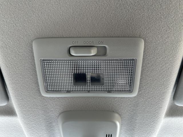 スペーシアカスタム ハイブリッドＸＳターボ　両側電動スライドドア　クリアランスソナー　オートクルーズコントロール　レーンアシスト　衝突被害軽減システム　オートライト　ＬＥＤヘッドランプ　スマートキー　アイドリングストップ　電動格納ミラー（30枚目）