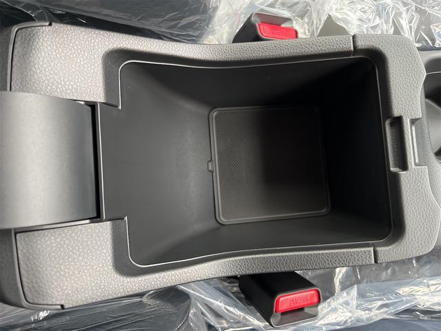 ヴェゼル ｅ：ＨＥＶ　Ｚ　バックカメラ　クリアランスソナー　オートクルーズコントロール　レーンアシスト　衝突被害軽減システム　オートライト　ＬＥＤヘッドランプ　電動リアゲート　アルミホイール　スマートキー　アイドリングストップ（50枚目）