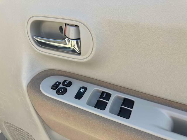 アルトラパン ハイブリッドX クリアランスソナー レーンアシスト 衝突被害軽減システム オートライト LEDヘッドランプ スマートキー アイドリングストップ 電動格納ミラー シートヒーター ベンチシート CVT 盗難防止システム(11枚目)