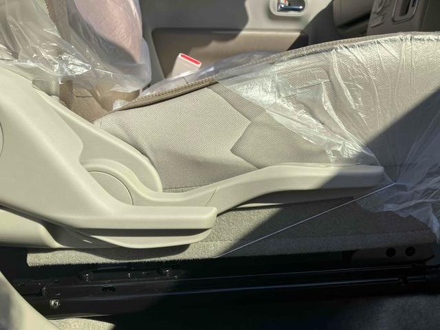 アルトラパン ハイブリッドX クリアランスソナー レーンアシスト 衝突被害軽減システム オートライト LEDヘッドランプ スマートキー アイドリングストップ 電動格納ミラー シートヒーター ベンチシート CVT 盗難防止システム(33枚目)