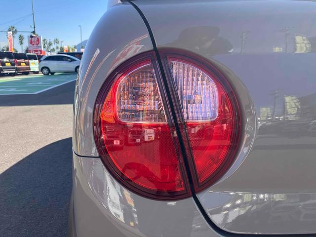 アルトラパン ハイブリッドX クリアランスソナー レーンアシスト 衝突被害軽減システム オートライト LEDヘッドランプ スマートキー アイドリングストップ 電動格納ミラー シートヒーター ベンチシート CVT 盗難防止システム(43枚目)