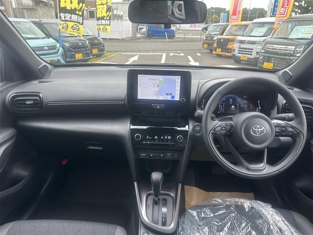 ヤリスクロス ハイブリッドZ 全周囲カメラ クリアランスソナー オートクルーズコントロール パワーシート 衝突被害軽減システム ナビ オートマチックハイビーム オートライト LEDヘッドランプ アルミホイール スマートキー(2枚目)