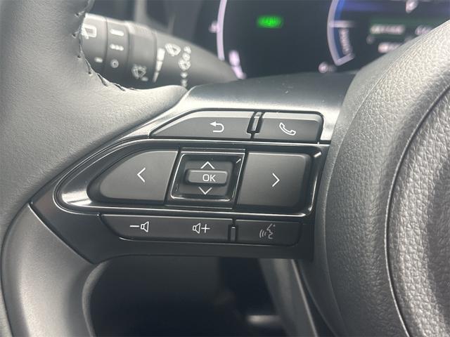 ヤリスクロス ハイブリッドZ 全周囲カメラ クリアランスソナー オートクルーズコントロール パワーシート 衝突被害軽減システム ナビ オートマチックハイビーム オートライト LEDヘッドランプ アルミホイール スマートキー(8枚目)