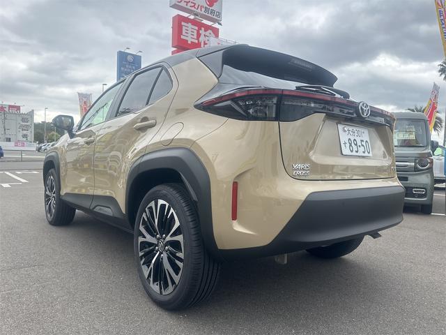 ヤリスクロス ハイブリッドZ 全周囲カメラ クリアランスソナー オートクルーズコントロール パワーシート 衝突被害軽減システム ナビ オートマチックハイビーム オートライト LEDヘッドランプ アルミホイール スマートキー(17枚目)