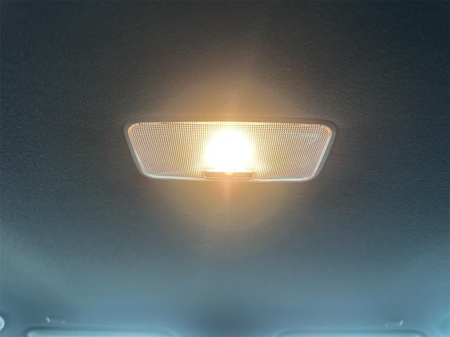 ヤリスクロス ハイブリッドZ 全周囲カメラ クリアランスソナー オートクルーズコントロール パワーシート 衝突被害軽減システム ナビ オートマチックハイビーム オートライト LEDヘッドランプ アルミホイール スマートキー(48枚目)