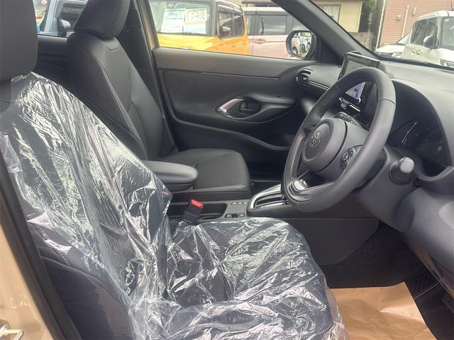 ヤリスクロス ハイブリッドZ 全周囲カメラ クリアランスソナー オートクルーズコントロール パワーシート 衝突被害軽減システム ナビ オートマチックハイビーム オートライト LEDヘッドランプ アルミホイール スマートキー(53枚目)