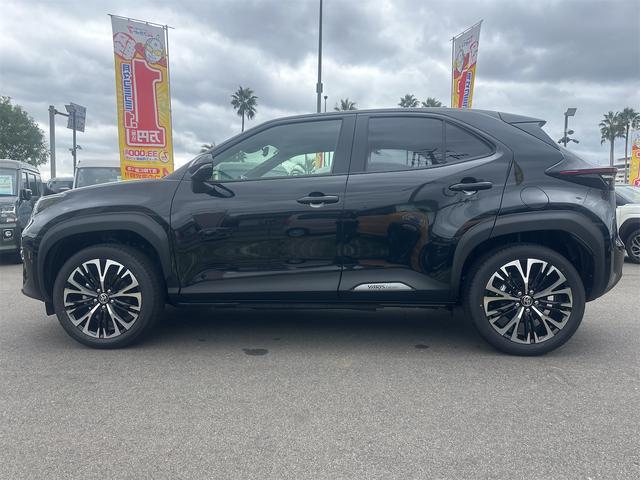 ヤリスクロス ハイブリッドZ 全周囲カメラ クリアランスソナー オートクルーズコントロール レーンアシスト パワーシート 衝突被害軽減システム ナビ TV オートマチックハイビーム オートライト LEDヘッドランプ アルミホイール(21枚目)