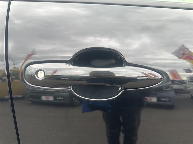 ヤリスクロス ハイブリッドZ 全周囲カメラ クリアランスソナー オートクルーズコントロール レーンアシスト パワーシート 衝突被害軽減システム ナビ TV オートマチックハイビーム オートライト LEDヘッドランプ アルミホイール(39枚目)