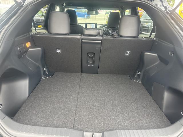 ヤリスクロス ハイブリッドZ 全周囲カメラ クリアランスソナー オートクルーズコントロール レーンアシスト パワーシート 衝突被害軽減システム ナビ TV オートマチックハイビーム オートライト LEDヘッドランプ アルミホイール(42枚目)