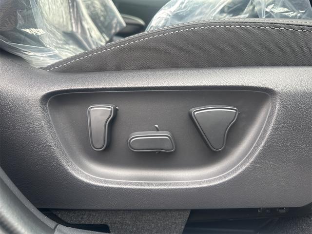 ヤリスクロス ハイブリッドZ 全周囲カメラ クリアランスソナー オートクルーズコントロール レーンアシスト パワーシート 衝突被害軽減システム ナビ TV オートマチックハイビーム オートライト LEDヘッドランプ アルミホイール(50枚目)