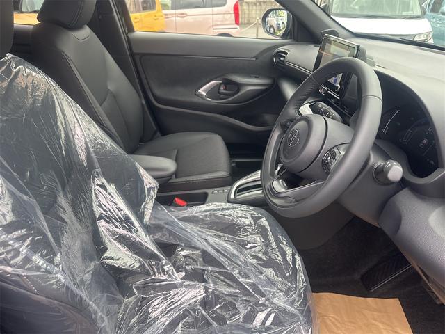 ヤリスクロス ハイブリッドZ 全周囲カメラ クリアランスソナー オートクルーズコントロール レーンアシスト パワーシート 衝突被害軽減システム ナビ TV オートマチックハイビーム オートライト LEDヘッドランプ アルミホイール(54枚目)