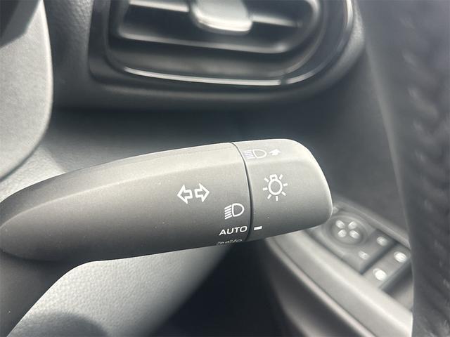 ヤリスクロス ハイブリッドZ 全周囲カメラ クリアランスソナー オートクルーズコントロール レーンアシスト パワーシート 衝突被害軽減システム ナビ TV オートマチックハイビーム オートライト LEDヘッドランプ アルミホイール(58枚目)