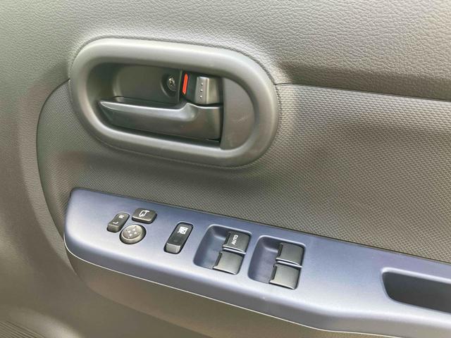 アルト L クリアランスソナー レーンアシスト 衝突被害軽減システム オートライト キーレスエントリー アイドリングストップ 電動格納ミラー シートヒーター CVT 盗難防止システム ABS ESC(11枚目)