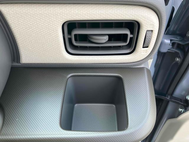 アルトラパン ハイブリッドＧ　クリアランスソナー　レーンアシスト　衝突被害軽減システム　オートライト　スマートキー　アイドリングストップ　電動格納ミラー　シートヒーター　ベンチシート　ＣＶＴ　盗難防止システム　ＡＢＳ　ＥＳＣ（38枚目）