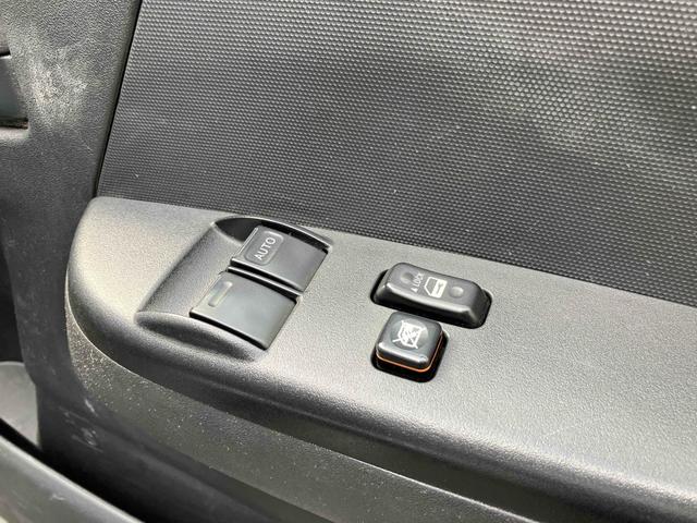 ハイエースバン ＤＸ　ＧＬパッケージ　ナビ　ＴＶ　両側スライドドア　電動格納ミラー　ＡＴ　ミュージックプレイヤー接続可（8枚目）