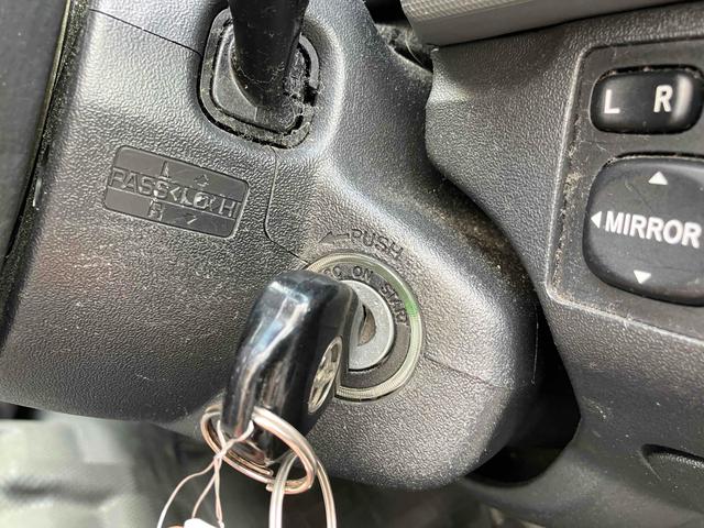 ハイエースバン ＤＸ　ＧＬパッケージ　ナビ　ＴＶ　両側スライドドア　電動格納ミラー　ＡＴ　ミュージックプレイヤー接続可（12枚目）