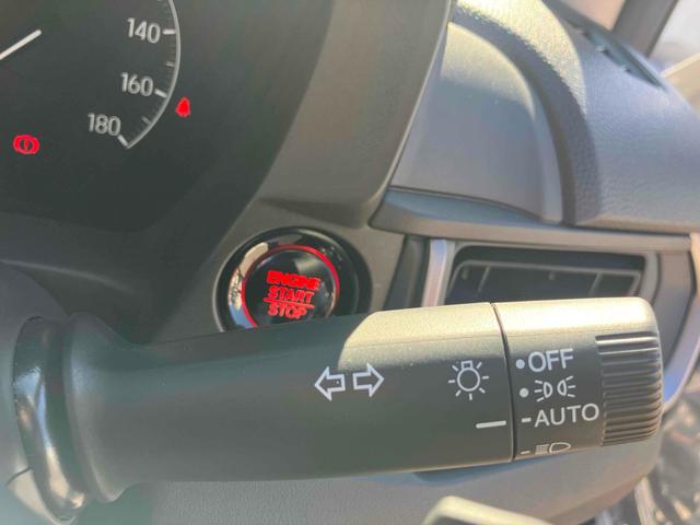 ＷＲ－Ｖ Ｘ　クリアランスソナー　オートクルーズコントロール　レーンアシスト　衝突被害軽減システム　オートライト　ＬＥＤヘッドランプ　スマートキー　電動格納ミラー　ＣＶＴ　盗難防止システム　ＵＳＢ　ＡＢＳ　ＥＳＣ（8枚目）