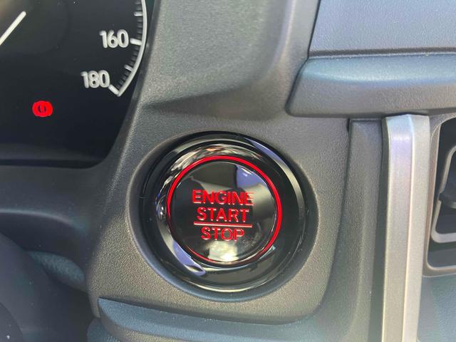 ＷＲ－Ｖ Ｘ　クリアランスソナー　オートクルーズコントロール　レーンアシスト　衝突被害軽減システム　オートライト　ＬＥＤヘッドランプ　スマートキー　電動格納ミラー　ＣＶＴ　盗難防止システム　ＵＳＢ　ＡＢＳ　ＥＳＣ（9枚目）