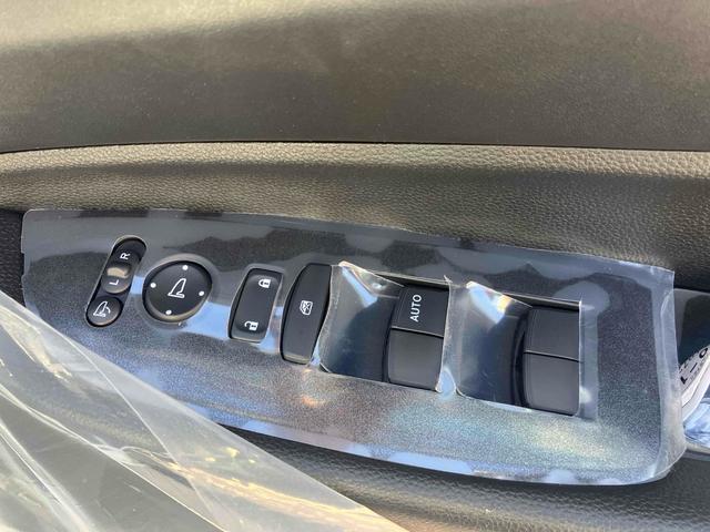 ＷＲ－Ｖ Ｘ　クリアランスソナー　オートクルーズコントロール　レーンアシスト　衝突被害軽減システム　オートライト　ＬＥＤヘッドランプ　スマートキー　電動格納ミラー　ＣＶＴ　盗難防止システム　ＵＳＢ　ＡＢＳ　ＥＳＣ（11枚目）