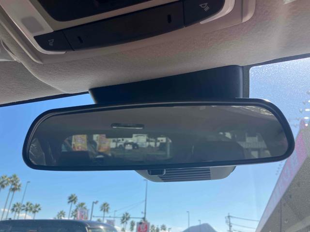 ＷＲ－Ｖ Ｘ　クリアランスソナー　オートクルーズコントロール　レーンアシスト　衝突被害軽減システム　オートライト　ＬＥＤヘッドランプ　スマートキー　電動格納ミラー　ＣＶＴ　盗難防止システム　ＵＳＢ　ＡＢＳ　ＥＳＣ（26枚目）