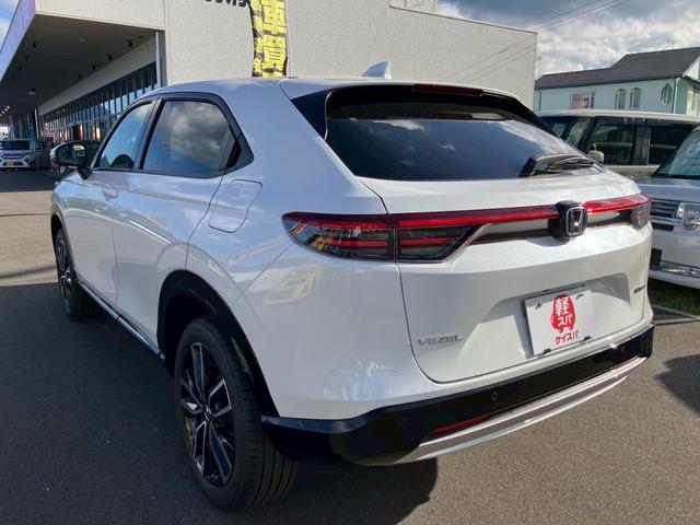 ヴェゼル ｅ：ＨＥＶ　Ｚ　クリアランスソナー　オートクルーズコントロール　レーンアシスト　衝突被害軽減システム　オートライト　ＬＥＤヘッドランプ　アルミホイール　スマートキー　電動格納ミラー　シートヒーター　ＣＶＴ（6枚目）