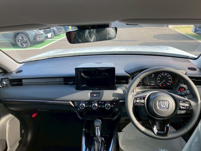 ヴェゼル ｅ：ＨＥＶ　Ｚ　クリアランスソナー　オートクルーズコントロール　レーンアシスト　衝突被害軽減システム　オートライト　ＬＥＤヘッドランプ　アルミホイール　スマートキー　電動格納ミラー　シートヒーター　ＣＶＴ（35枚目）