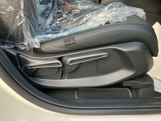 ヴェゼル ｅ：ＨＥＶ　Ｚ　クリアランスソナー　オートクルーズコントロール　レーンアシスト　衝突被害軽減システム　オートライト　ＬＥＤヘッドランプ　アルミホイール　スマートキー　電動格納ミラー　シートヒーター　ＣＶＴ（37枚目）