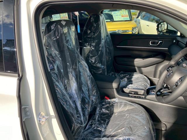 ヴェゼル ｅ：ＨＥＶ　Ｚ　クリアランスソナー　オートクルーズコントロール　レーンアシスト　衝突被害軽減システム　オートライト　ＬＥＤヘッドランプ　アルミホイール　スマートキー　電動格納ミラー　シートヒーター　ＣＶＴ（46枚目）