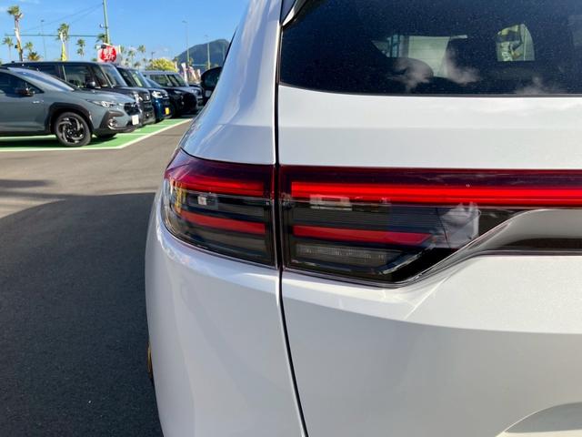 ヴェゼル ｅ：ＨＥＶ　Ｚ　クリアランスソナー　オートクルーズコントロール　レーンアシスト　衝突被害軽減システム　オートライト　ＬＥＤヘッドランプ　アルミホイール　スマートキー　電動格納ミラー　シートヒーター　ＣＶＴ（49枚目）