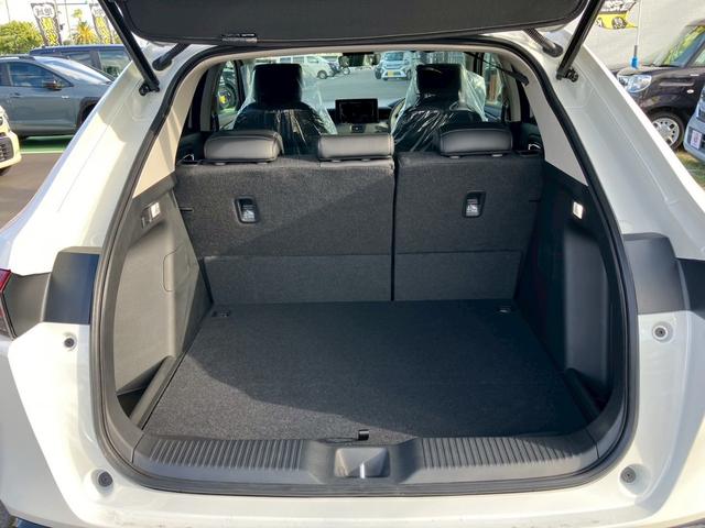 ヴェゼル ｅ：ＨＥＶ　Ｚ　クリアランスソナー　オートクルーズコントロール　レーンアシスト　衝突被害軽減システム　オートライト　ＬＥＤヘッドランプ　アルミホイール　スマートキー　電動格納ミラー　シートヒーター　ＣＶＴ（51枚目）