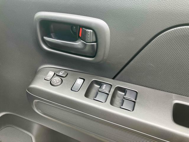 ワゴンR FX クリアランスソナー レーンアシスト 衝突被害軽減システム オートライト スマートキー 電動格納ミラー シートヒーター ベンチシート CVT 盗難防止システム ABS ESC 衝突安全ボディ エアコン(33枚目)