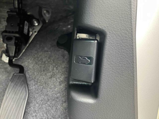 ワゴンR FX クリアランスソナー レーンアシスト 衝突被害軽減システム オートライト スマートキー 電動格納ミラー シートヒーター ベンチシート CVT 盗難防止システム ABS ESC 衝突安全ボディ エアコン(41枚目)