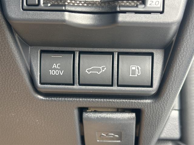 プリウス Ｚ　クリアランスソナー　レーンアシスト　オートクルーズコントロール　パークアシスト　衝突被害軽減システム　全周囲カメラ　ナビ　ＴＶ　アルミホイール　オートマチックハイビーム　オートライト（11枚目）