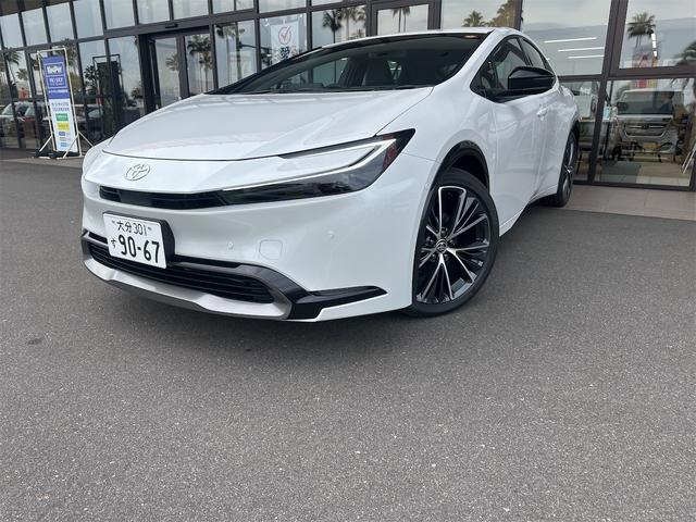 プリウス Ｚ　クリアランスソナー　レーンアシスト　オートクルーズコントロール　パークアシスト　衝突被害軽減システム　全周囲カメラ　ナビ　ＴＶ　アルミホイール　オートマチックハイビーム　オートライト（12枚目）