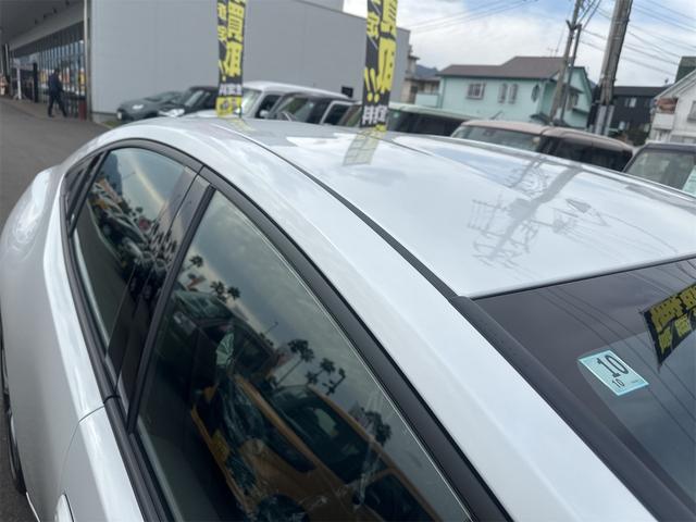 プリウス Ｚ　クリアランスソナー　レーンアシスト　オートクルーズコントロール　パークアシスト　衝突被害軽減システム　全周囲カメラ　ナビ　ＴＶ　アルミホイール　オートマチックハイビーム　オートライト（36枚目）