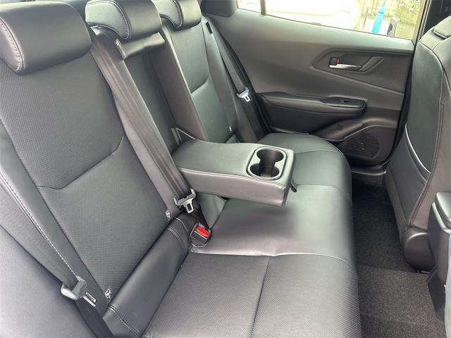 プリウス Ｚ　クリアランスソナー　レーンアシスト　オートクルーズコントロール　パークアシスト　衝突被害軽減システム　全周囲カメラ　ナビ　ＴＶ　アルミホイール　オートマチックハイビーム　オートライト（42枚目）