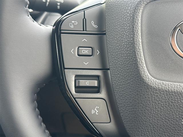 プリウス Ｚ　クリアランスソナー　レーンアシスト　オートクルーズコントロール　パークアシスト　衝突被害軽減システム　全周囲カメラ　ナビ　ＴＶ　アルミホイール　オートマチックハイビーム　オートライト（54枚目）