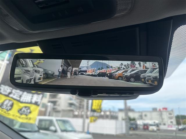 プリウス Ｚ　クリアランスソナー　レーンアシスト　オートクルーズコントロール　パークアシスト　衝突被害軽減システム　全周囲カメラ　ナビ　ＴＶ　アルミホイール　オートマチックハイビーム　オートライト（62枚目）