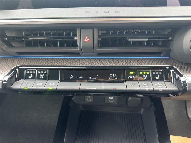 プリウス Ｚ　クリアランスソナー　レーンアシスト　オートクルーズコントロール　パークアシスト　衝突被害軽減システム　全周囲カメラ　ナビ　ＴＶ　アルミホイール　オートマチックハイビーム　オートライト（66枚目）